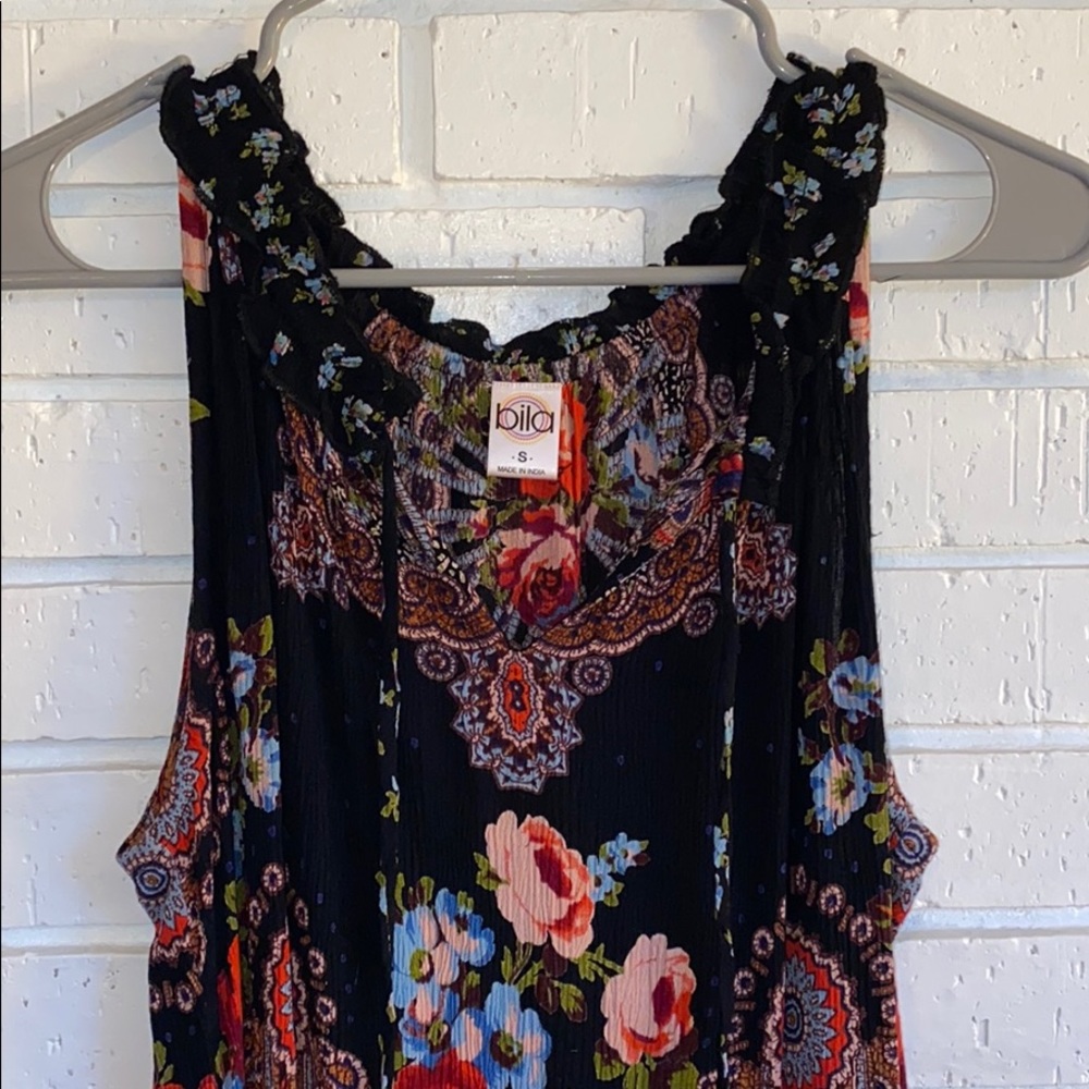 Sleeveless floral blouse